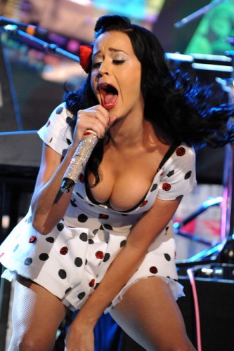 katy-perry-boobs-brests-tits-014.jpg